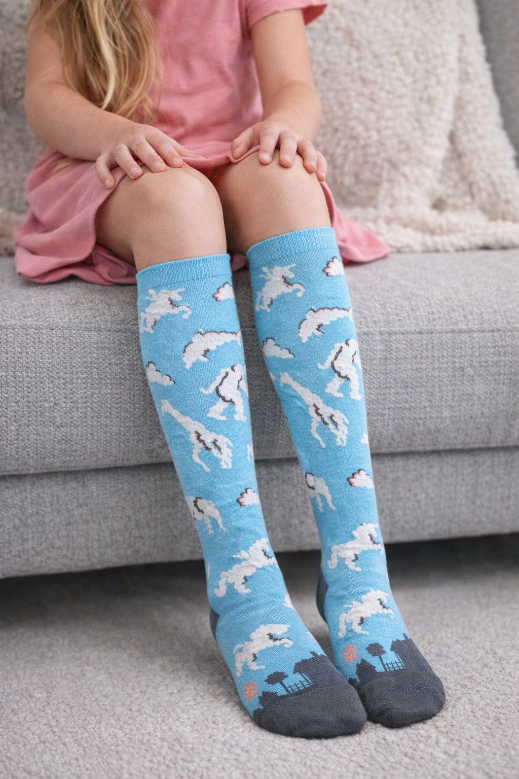 Girls Knee High Socks, Cute Pattern Knee-Length Socks for Kids, Soft & Comfortable Long Socks, Fun Everyday Wear for Girls