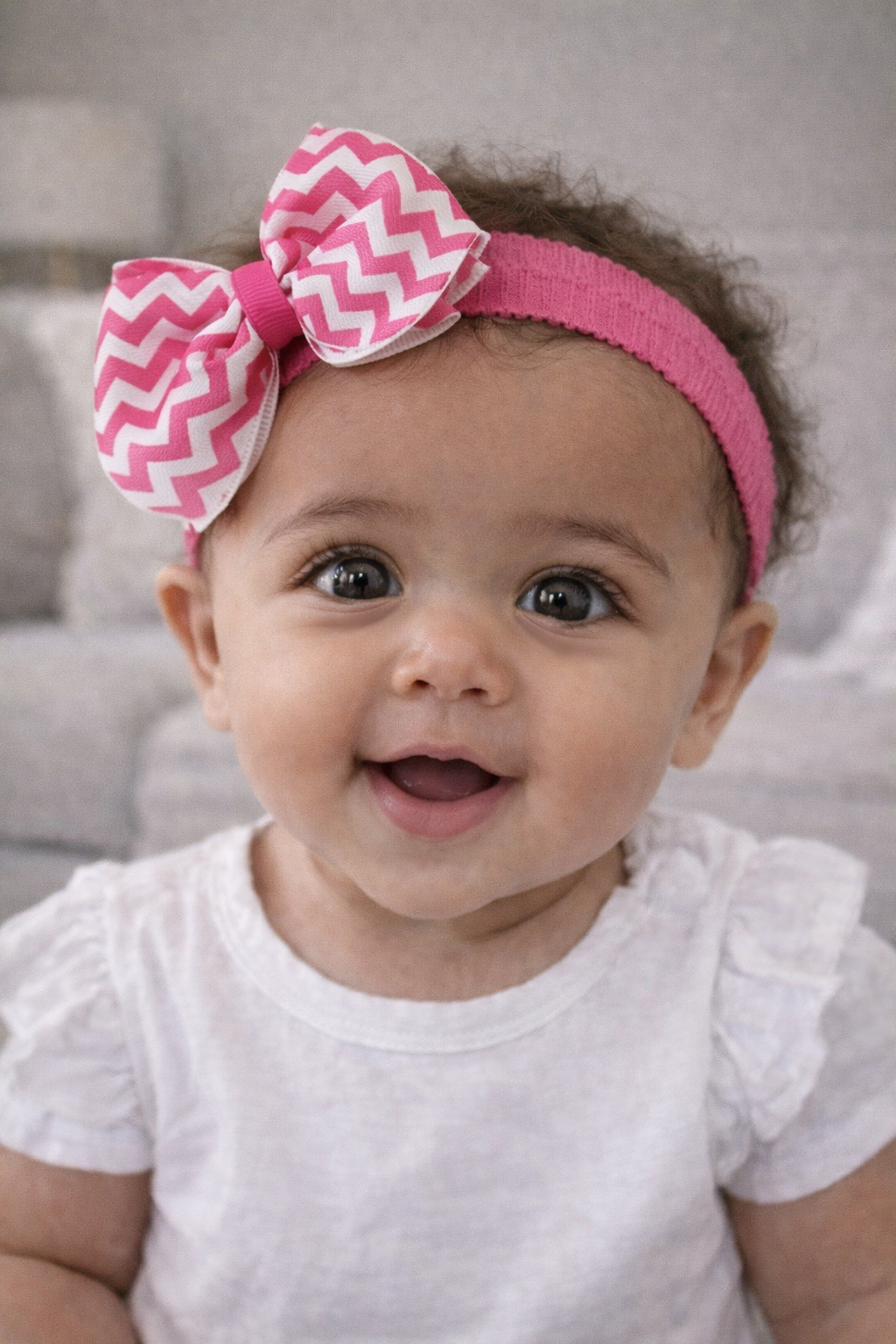 Baby Girl Bow Headband – Soft Fabric Hair Bow Headwrap for Infants & Toddlers, Stretchy & Comfortable, Pink Bow Accessory for Everyday Wear & Photos